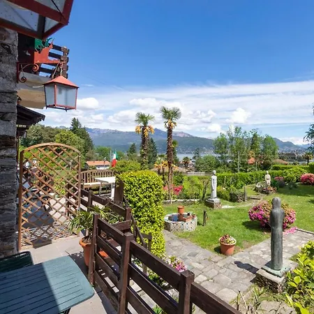 Lucciola Apartment Stresa