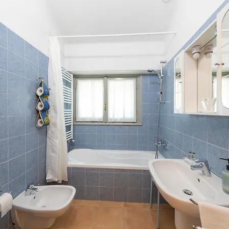 Apartment Lucciola *
